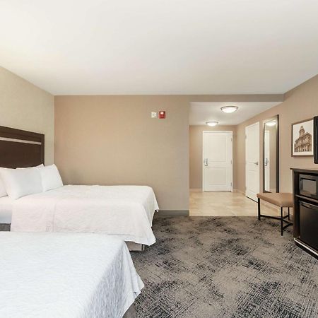 Hampton Inn Portland Downtown Waterfront Bagian luar foto