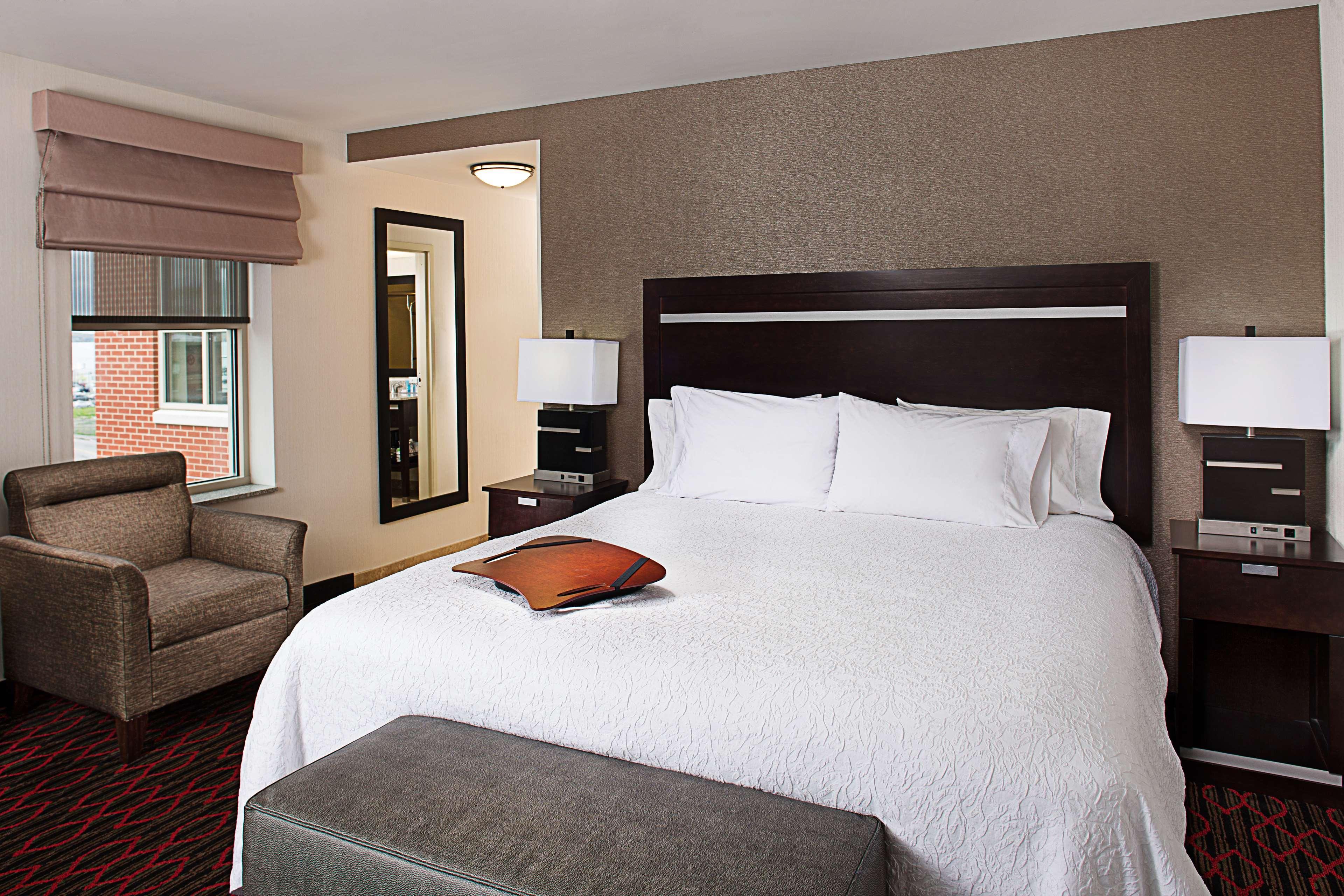Hampton Inn Portland Downtown Waterfront Bagian luar foto