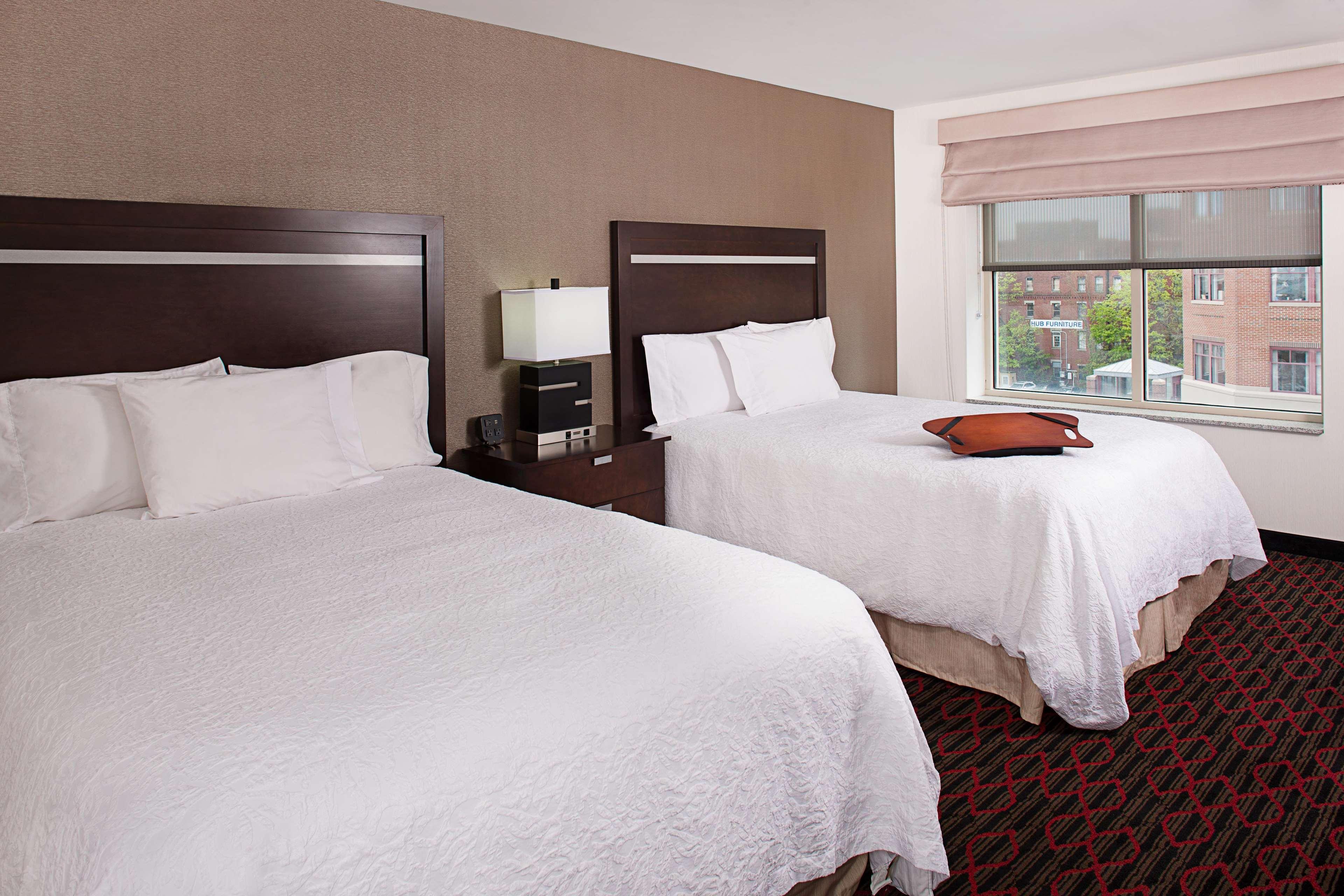 Hampton Inn Portland Downtown Waterfront Bagian luar foto