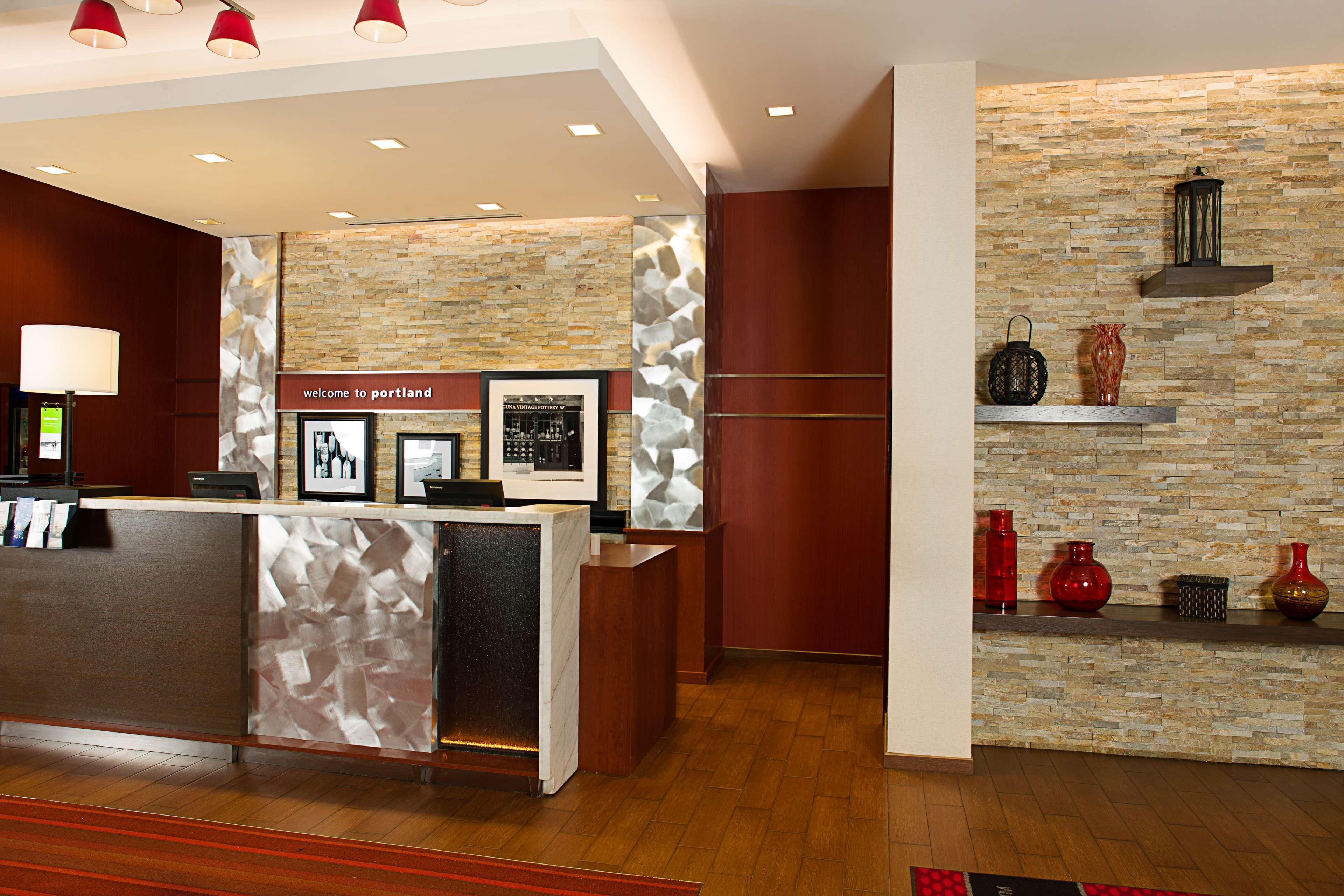 Hampton Inn Portland Downtown Waterfront Bagian luar foto