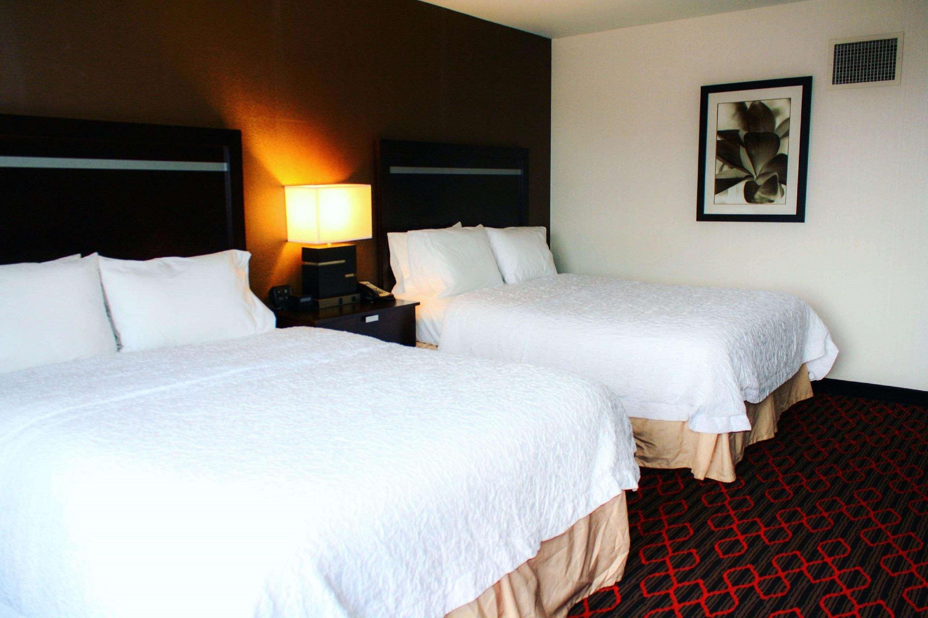 Hampton Inn Portland Downtown Waterfront Bagian luar foto