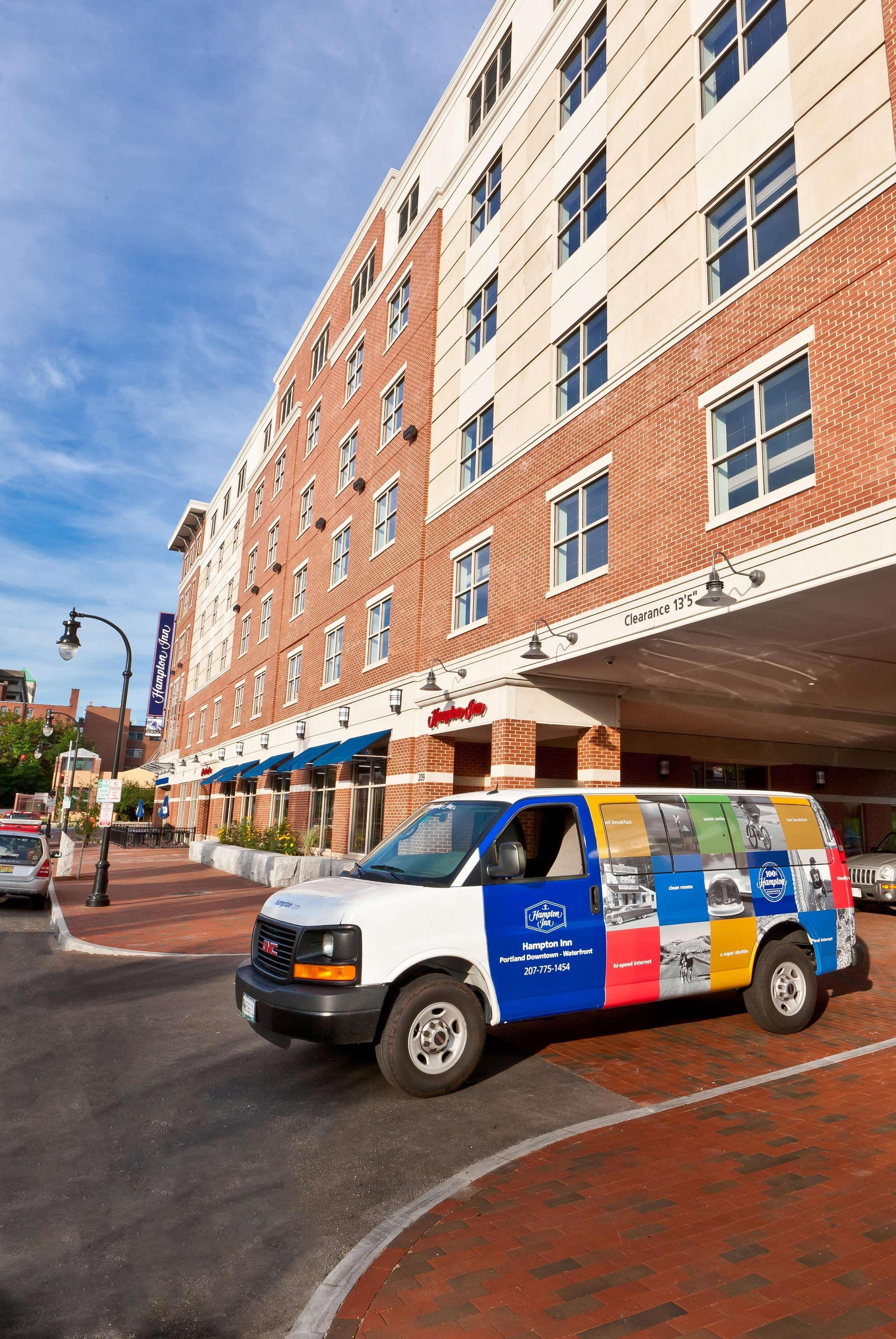 Hampton Inn Portland Downtown Waterfront Bagian luar foto