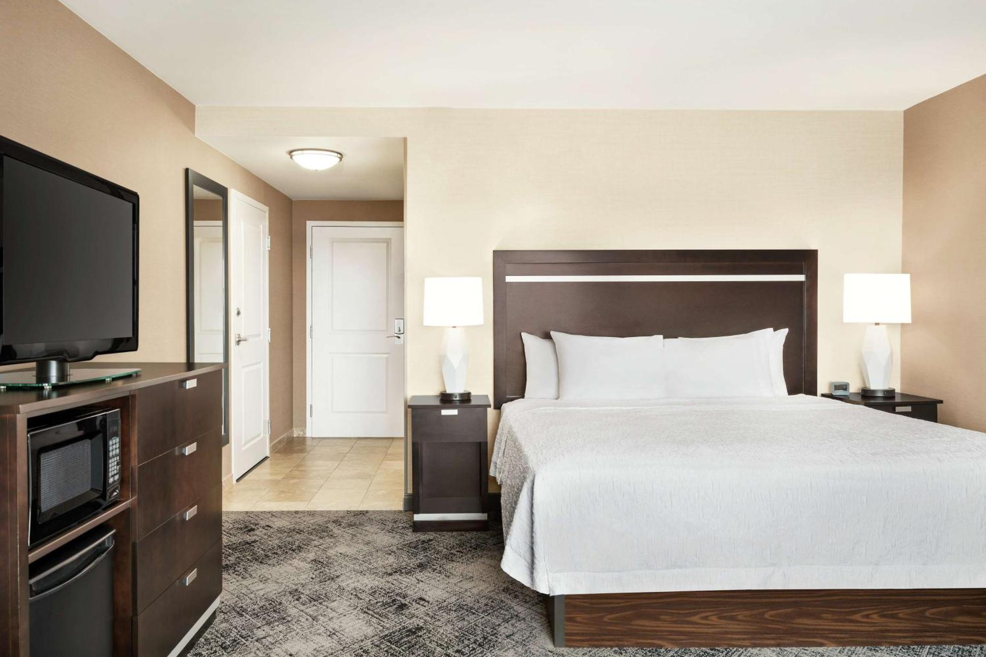 Hampton Inn Portland Downtown Waterfront Bagian luar foto