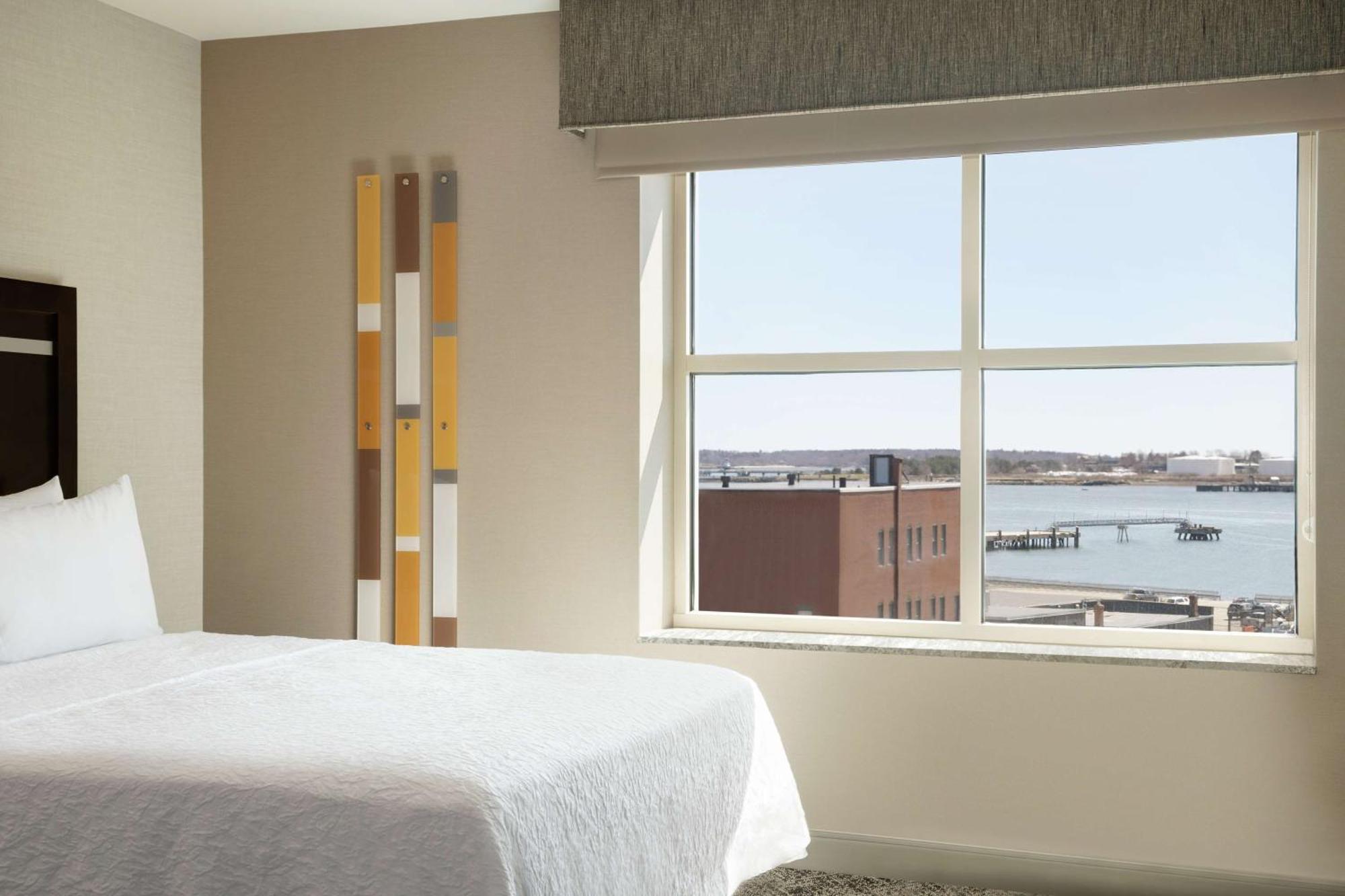Hampton Inn Portland Downtown Waterfront Bagian luar foto