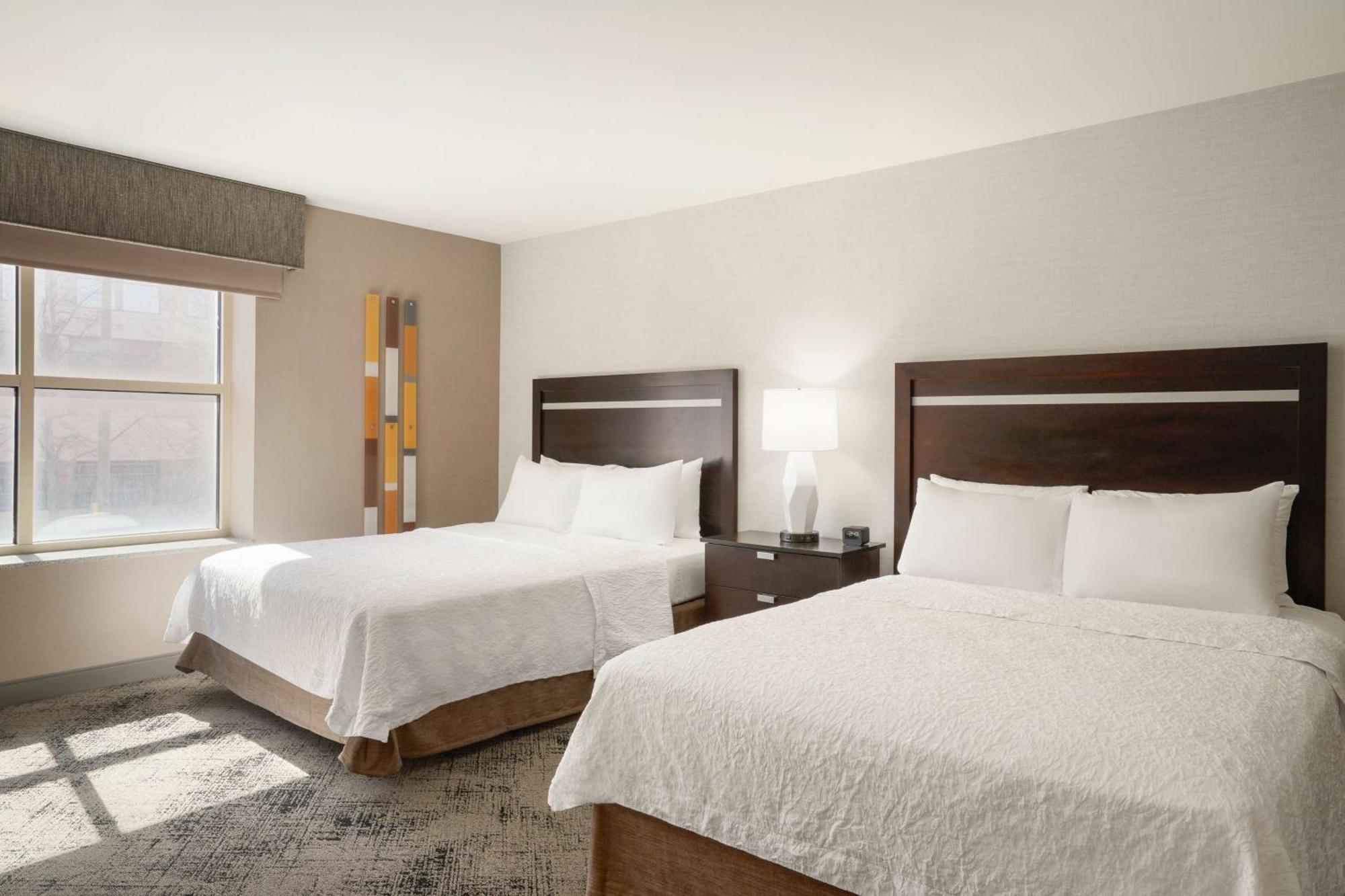 Hampton Inn Portland Downtown Waterfront Bagian luar foto