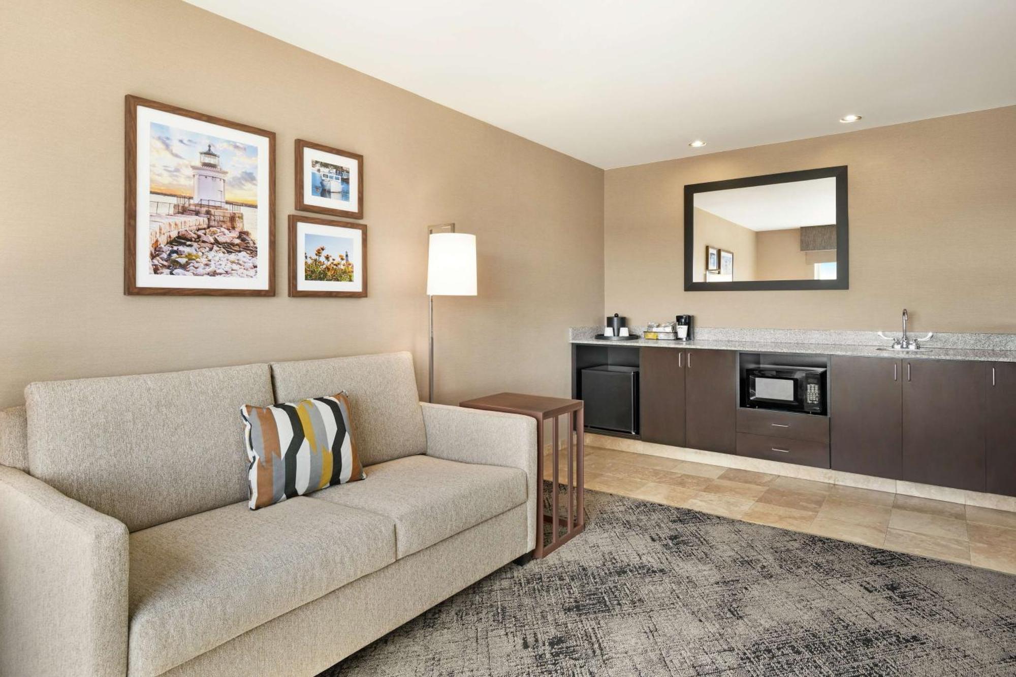 Hampton Inn Portland Downtown Waterfront Bagian luar foto