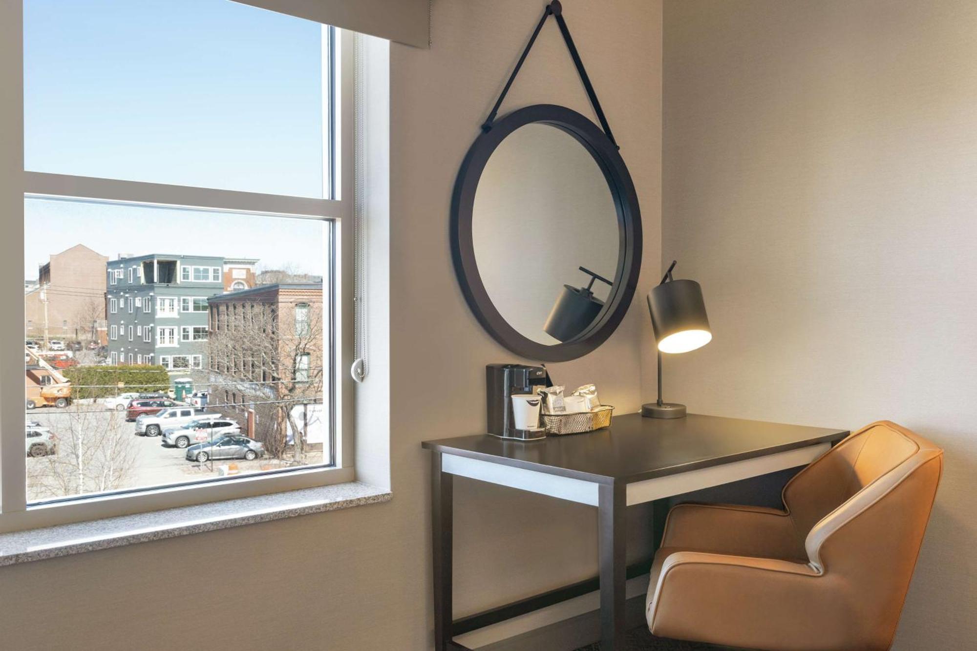 Hampton Inn Portland Downtown Waterfront Bagian luar foto