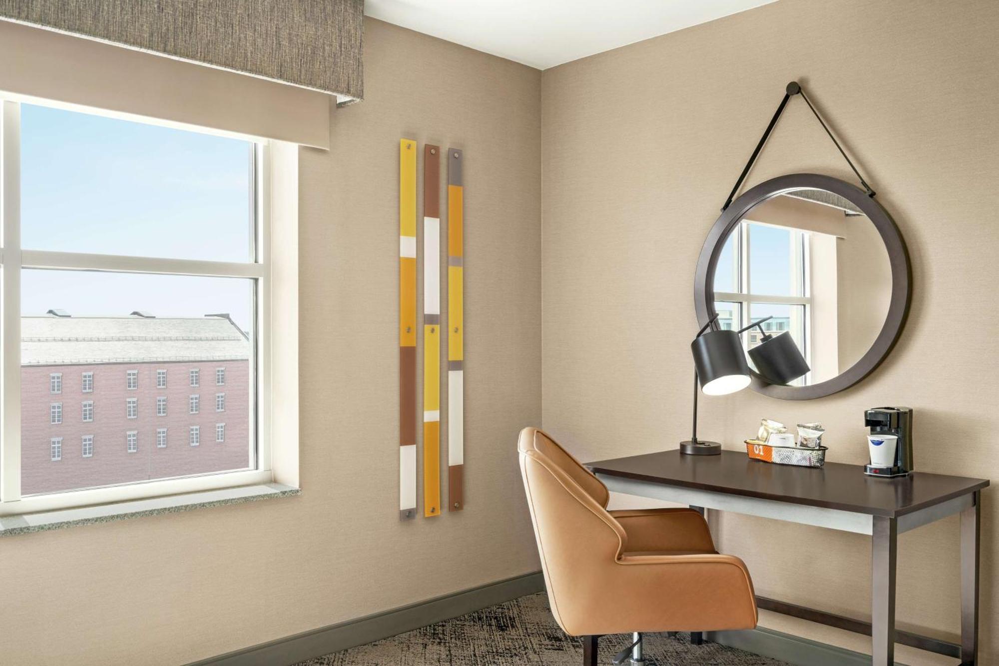 Hampton Inn Portland Downtown Waterfront Bagian luar foto